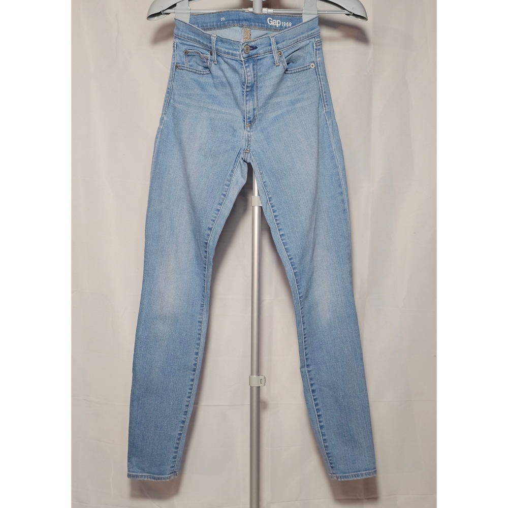 Gap High Rise Skinny Jean